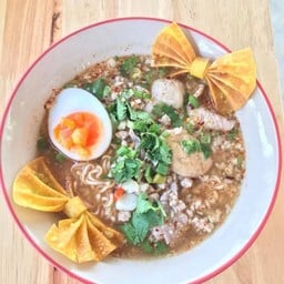 ก๋วยเตี๋ยวหมูต้มยำ