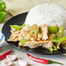 ผัดพริกหยวกราดข้าว