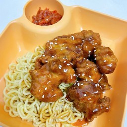 มาม่า ไก่เกาหลี ( ใช้เวลาทำ 20 นาที )