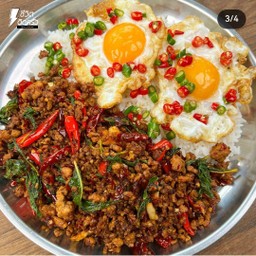 ร้าน กล่องข้าวกะเพราหอม (สูตรโบราณ)