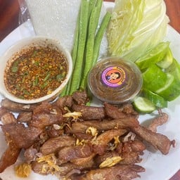 ชุดหมูทอด ข้าวเหนียว อิ่มนัวๆ