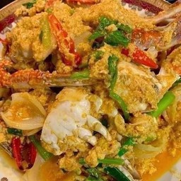 ปูม้าผัดผงกะหรี่