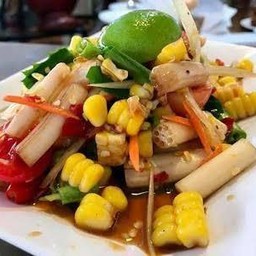 ตำข้าวโพด ไหลบัว ปลาร้า กุ้งสด