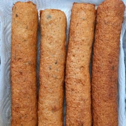 ฮือก้วยทอด + น้ำจิ้มซีฟู้ดรสเด็ด