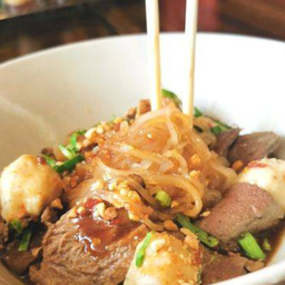 ก๋วยเตี๋ยวเรือหมู (แห้ง)