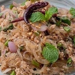 ลาบหมูสับวุ้นเส้น