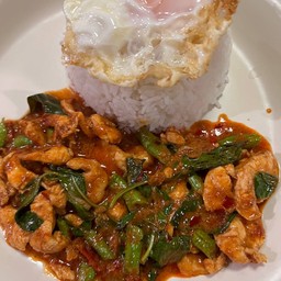 ข้าวพริกแกงไก่