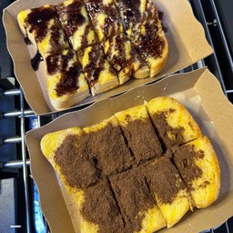 เซตแพ็คคู่สุดคุ้ม ปังปิ้งหน้า เนย-ช็อคโกแลต+โอวัลติน 2 แผ่น