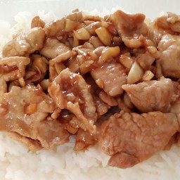 ผัดกระเทียม ( กับข้าว )