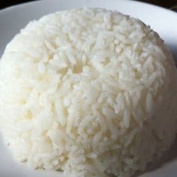 ข้าวสวยหอมมะลิแท้101%