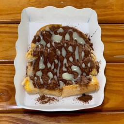 ปังปิ้งเนยคลุกฝุ่น-ราดนม