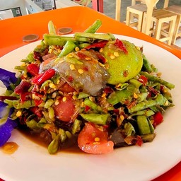 ส้มตำถั่ว