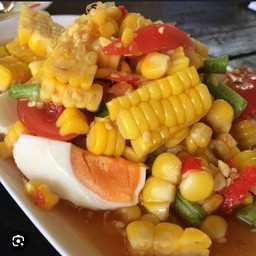 ตำข้าวโพดไข่เค็มน้ำปลาร้า