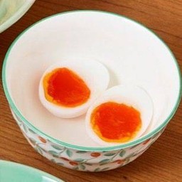 ไข่เป็ดต้มยางมะตูม