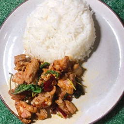 โปรโมชั่น กระเพรากระดูกหมูอ่อน ฟรีน้ำ1แก้ว