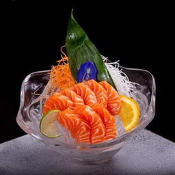 ซาชิมิ 8 ชิ้น