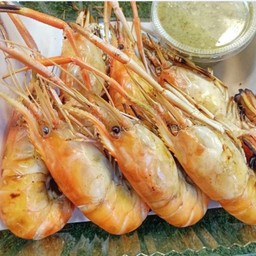 กุ้งเผาตัวใหญ่ ครึ่งกิโล กล่องเล็ก 6-8 ตัวต่อกล่อง