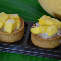 Mango with sticky rice tart ทาร์ตข้าวเหนียวมะม่วง 2 ชิ้น