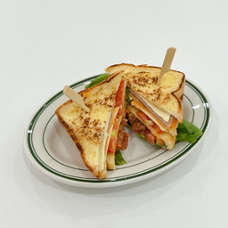 Sandwich bacon and cheesh