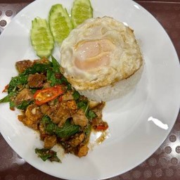 ข้าวกะเพราหมูกรอบ