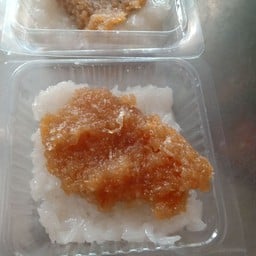 ข้าวเหนียวหน้ามะพร้าว