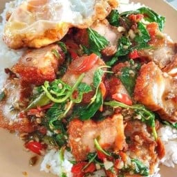 บ้านกระเพรา ก๋วยจั๊บญวน