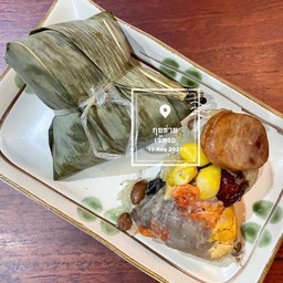 บะจ่างลูกละ 50฿