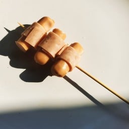 ไส้กรอกพันเบค่อน