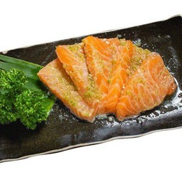 แซลมอนซาชิมิสามรส