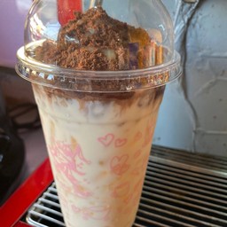 โอวัลตินภูเขาไฟเย็น Iced Volcano Ovaltine