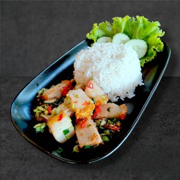 ข้าวหมูกรอบคั่วพริกเกลือ