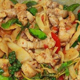 @@ผัดพริกแกงหน่อไม้ดองพ่นไฟ(กับข้าว)@@