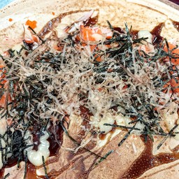 ทาโกยากิปูอัดไข่กุ้งสาหร่ายปลาโอ