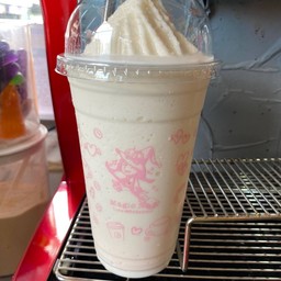 นมสดปั่น fresh milk shake