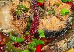 ปลาดุกต้มปลาร้า (ปลาร้าลอย)