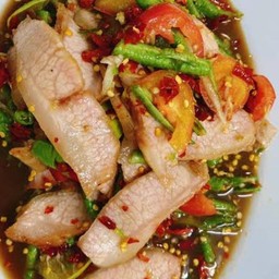 ลาบยโสธรหลังแม็คโคร