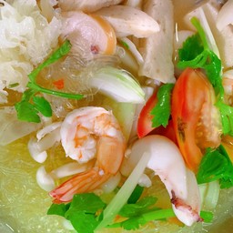 ยำวุ้นเส้นรวมมิตร