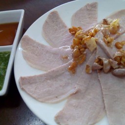 หมูนุ่มจิ้ม