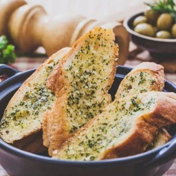 ขนมปังกระเทียม