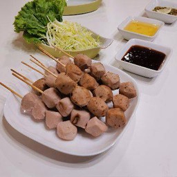 ลูกชิ้นเห็ดหอม (ชุด 10 ไม้ )