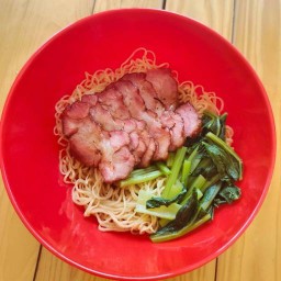 ข้าวหมูแดง หมูกรอบ น้าหนวด สาขา ออกบูธ