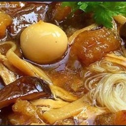 กระเพาะปลาน้ำแดง