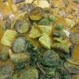 แกงมะเขือเต้าหู้