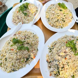 ข้าวผัดปูจานใหญ่