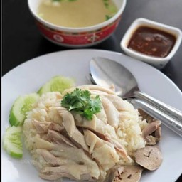 ข้าวมันไก่+เครื่องดื่ม