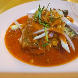 ยำปลากระป๋อง