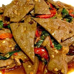 กะเพราตับหมู (กับแกล้ม)