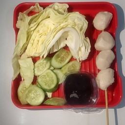 ลูกชิ้นหมูกะทิ 1 ไม้