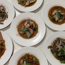 ลูกชิ้น ปลาหมึก เป่าปาก