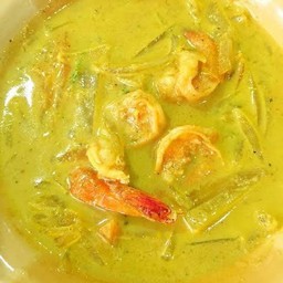 แกงกะทิกุ้งมะละกอ